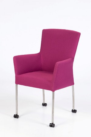 Moderner Stuhl auf Rollen, Farbe pink