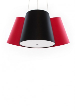 Hängeleuchte mit drei Lampenschirmen rot und schwarz, moderne Hängelampe in verschiedenen Farben