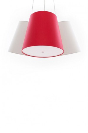 Hängeleuchte mit drei Lampenschirmen rot und weiss, moderne Hängelampe in verschiedenen Farben