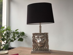 Tischleuchte Lion, Tischlampe silber mit Lampenschirm