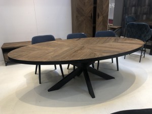 Tisch oval Landhaus, Esstisch schwarz oval Metall-Tischgestell, ovaler Tisch Industriedesign, Breite 240 cm