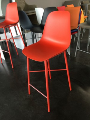 Barstuhl rot, Barstuhl PRO Metall-Kunststoff rot, Sitzhöhe 65 cm 