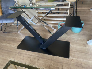 Tischgestell schwarz  Metall Industriedesign, Metalltischgestell schwarz Industriedesign, Breite 135 cm