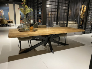 Esstisch Massivholz, Tisch Naturholz Tischplatte, Esstisch Metall-Gestell schwarz,  Breite 200 cm