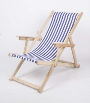 Liegestuhl mit Nackenkissen aus Massivholz und 100 % Baumwolle, Strandstuhl gestreift blau-weiß 
