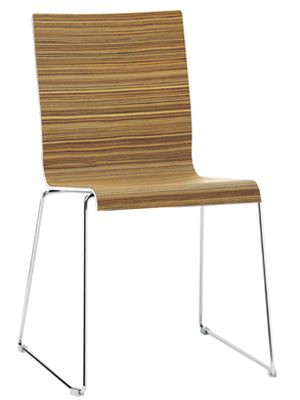 Design Stuhl in vier Farben