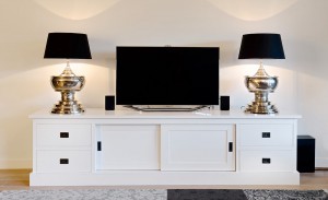 TV Schrank weiß Landhaus, Lowboard weiß mit Schiebetüren,  Breite 250 cm