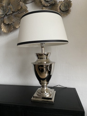 Tischlampe Silber, Tischleuchte Silber, Tischlampe mit Lampenschirm, Höhe 70 cm