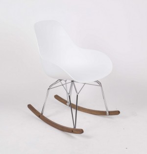 Design Schaukelstuhl weiß, Sessel mit Armlehne, verchromtes Gestell, Sitzhöhe 41 cm