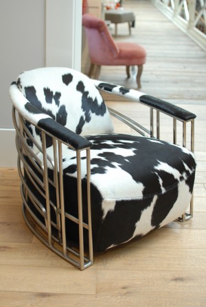 Sessel Kuhfell schwarz-weiß Metall Gestell, Sessel schwarz-weiß Aluminium